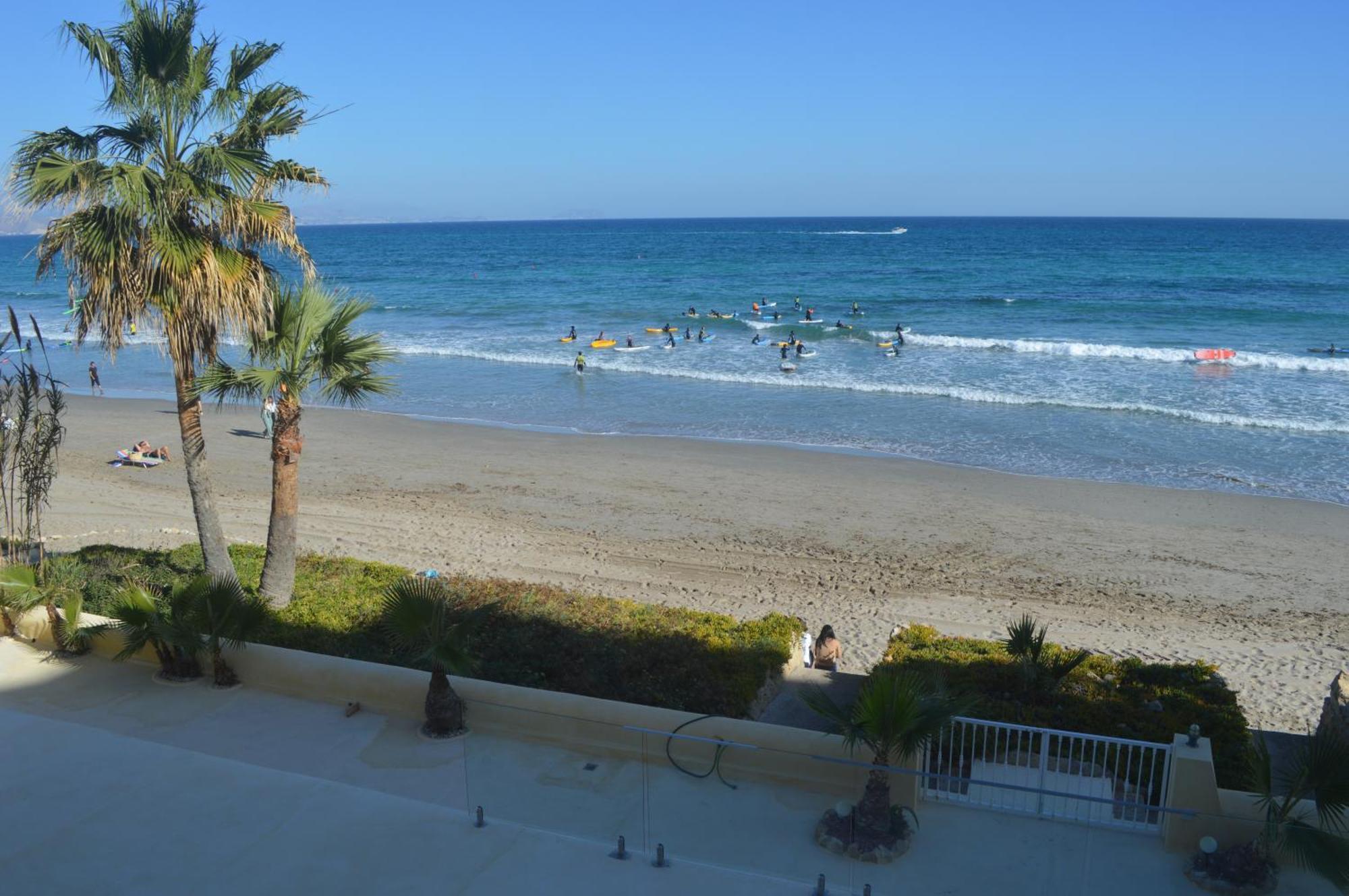 Excepcional Apartamento Loft A Pie De Playa En Chalet Roquetes Alicante Bagian luar foto