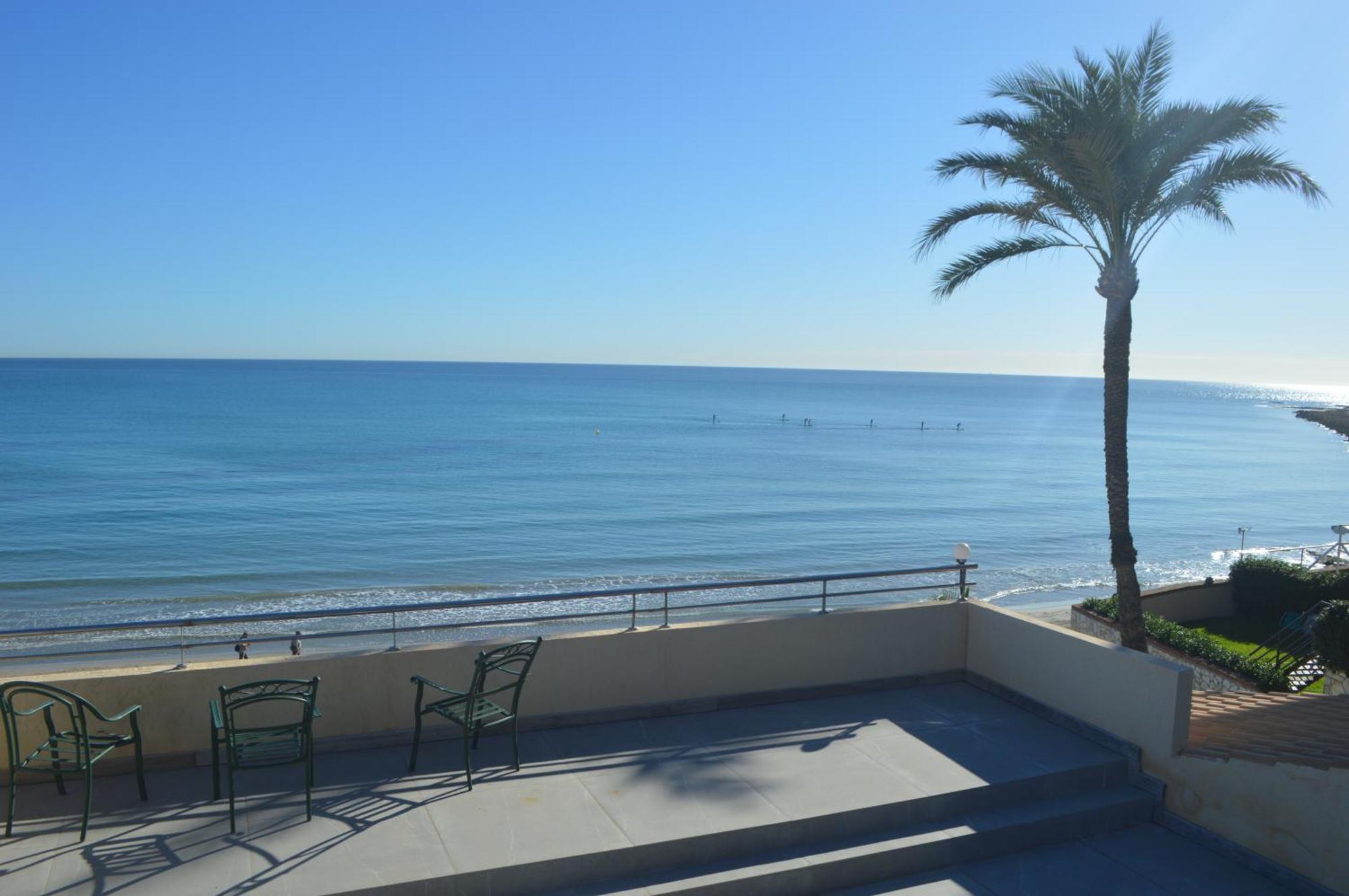 Excepcional Apartamento Loft A Pie De Playa En Chalet Roquetes Alicante Bagian luar foto