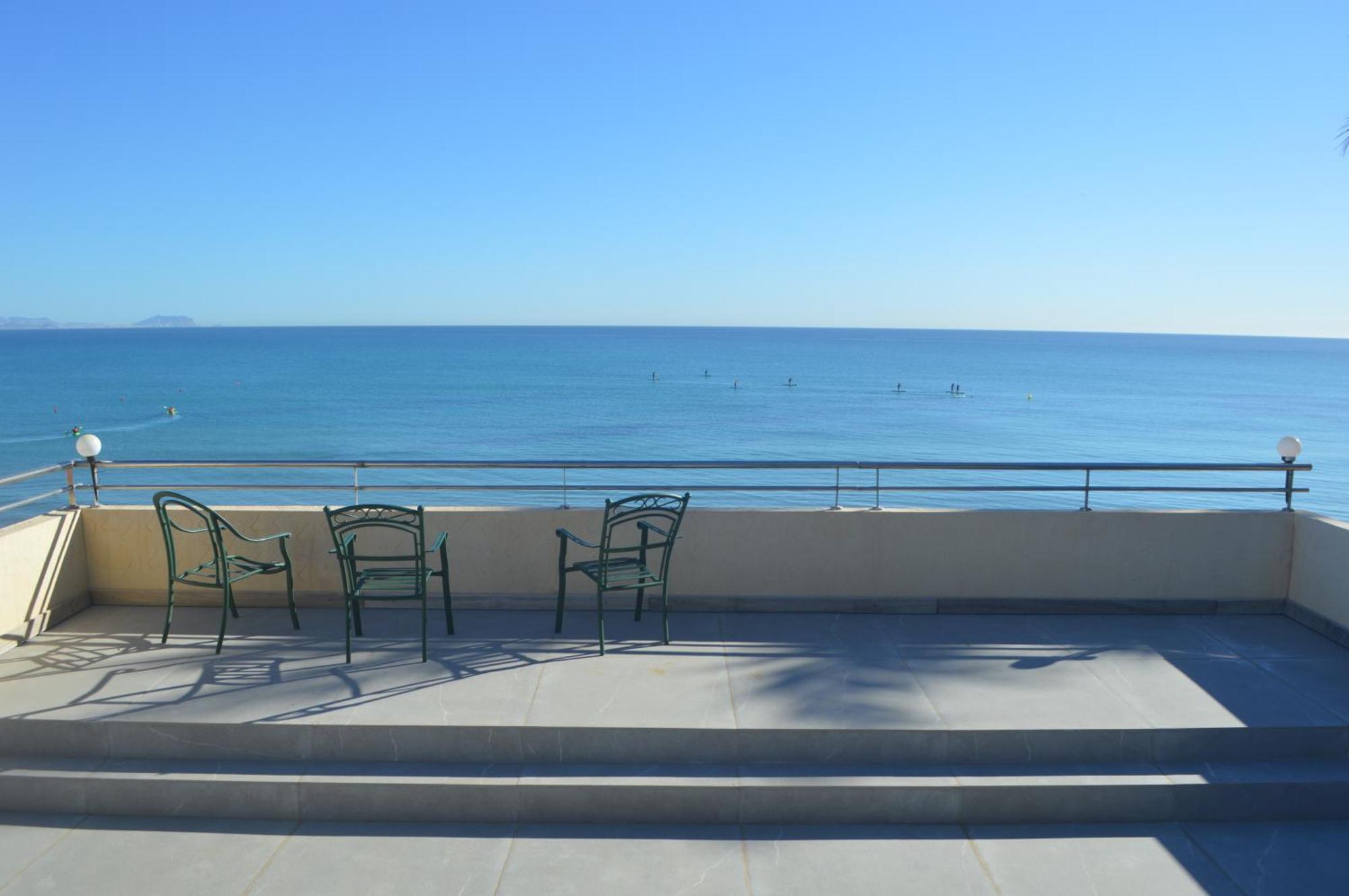Excepcional Apartamento Loft A Pie De Playa En Chalet Roquetes Alicante Bagian luar foto