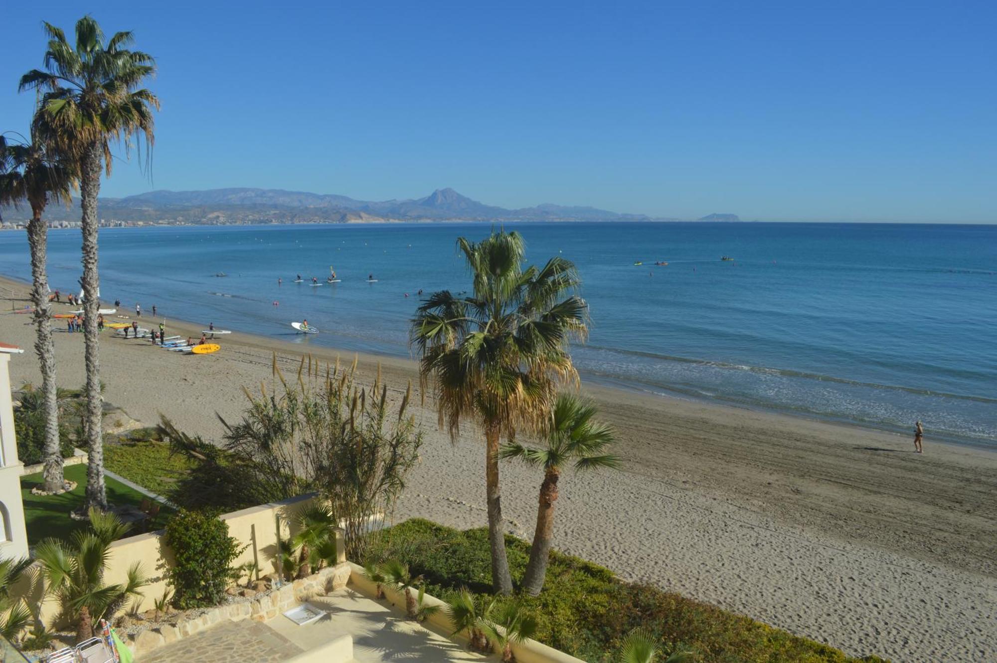 Excepcional Apartamento Loft A Pie De Playa En Chalet Roquetes Alicante Bagian luar foto