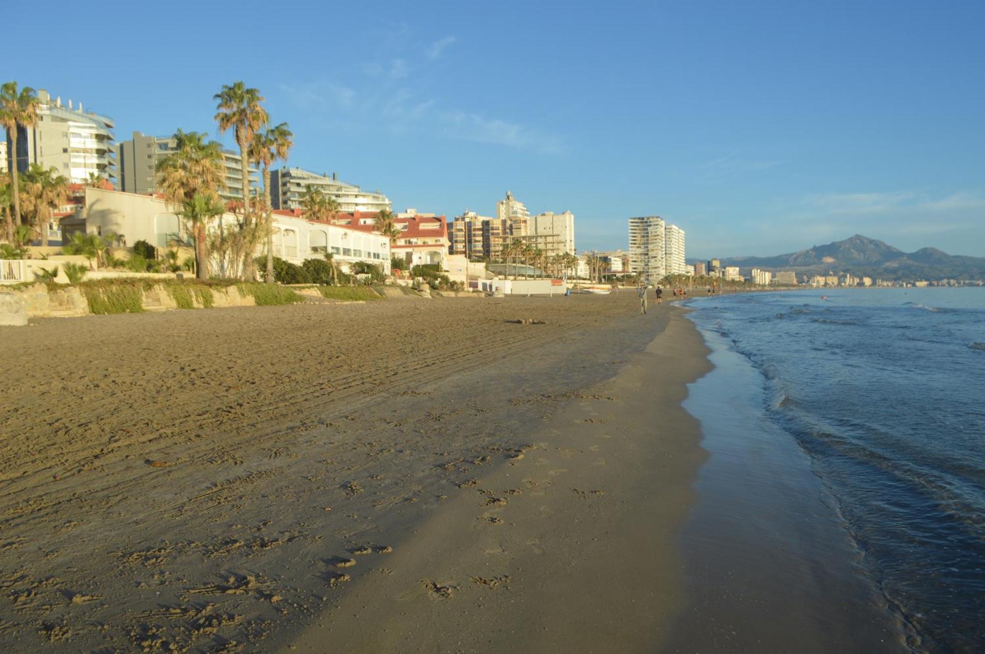 Excepcional Apartamento Loft A Pie De Playa En Chalet Roquetes Alicante Bagian luar foto